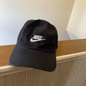 Nike Black Heritage Logo Hat Adjustable Casual Dad Cap